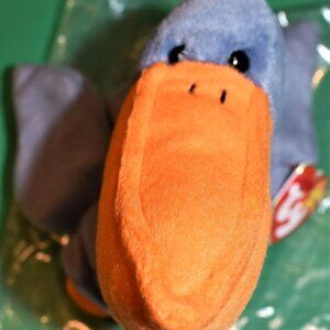 Ty Beanie Baby Scoop the Pelican